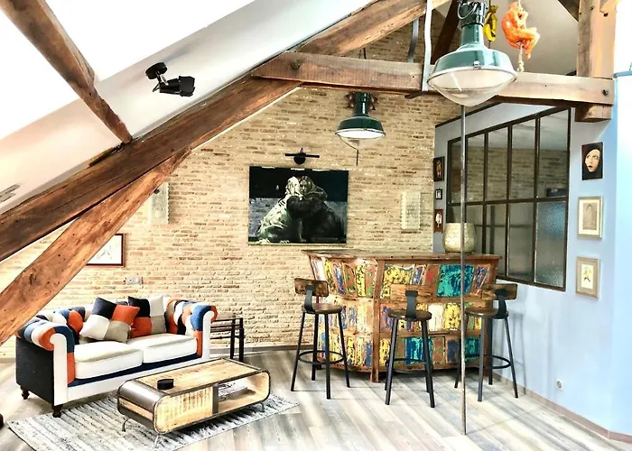 In Sarlat Luxury Rentals, Medieval Center - Loft Stella Matutina -2P-Ascenseur-Climatisation
